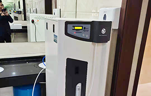 實(shí)驗(yàn)室超純水機(jī)的使用注意事項(xiàng)